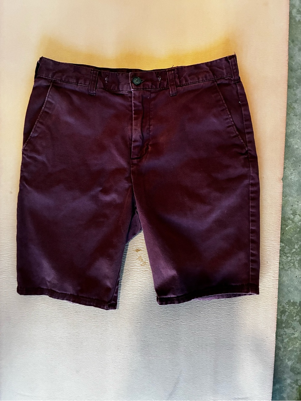 Men's Pac Sun  Burgundy Chino Shorts 30